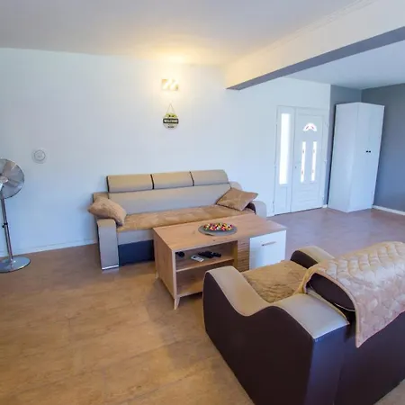 Calimero Apartment *