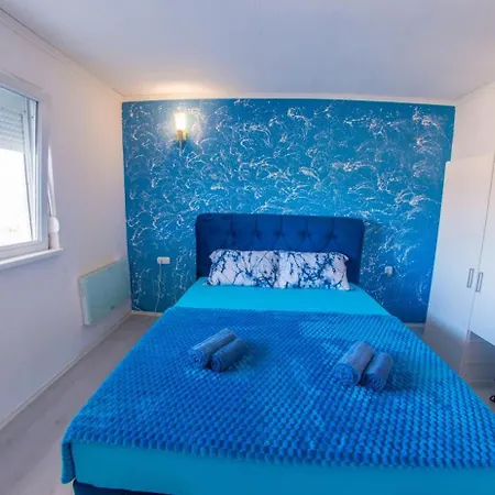 Calimero Apartment *